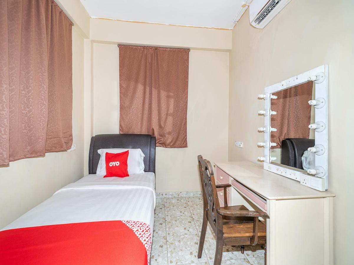 קוטה קינבלו Oyo 89932 Dd Homestay מראה חיצוני תמונה